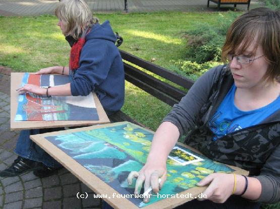 Unsere K�nstlerinnen bei der Arbeit