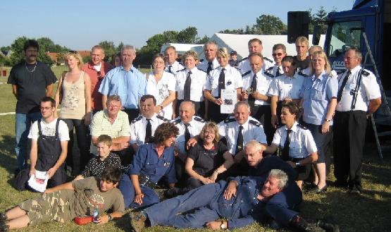 Unsere polnischen G�ste, unsere Schlachtenbummler und wir in Einste