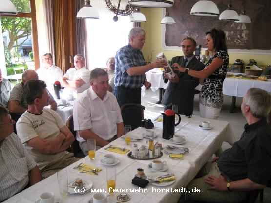 Offizielle Verabschiedung und gemeinsames Abschiedsfr�hst�ck