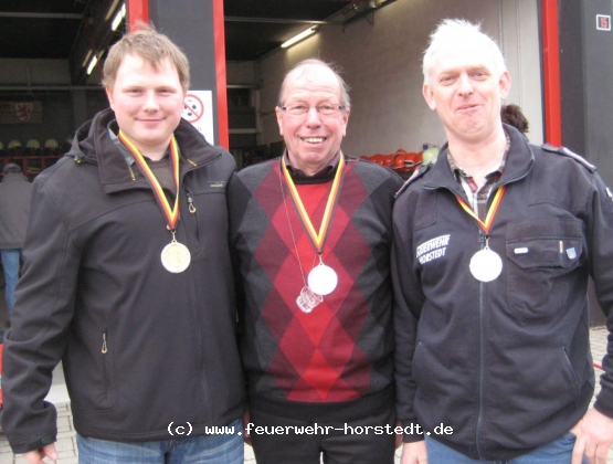 Stefan, Karl-Heinz und Werner freuten sich �ber den Gewinn einer Medaille